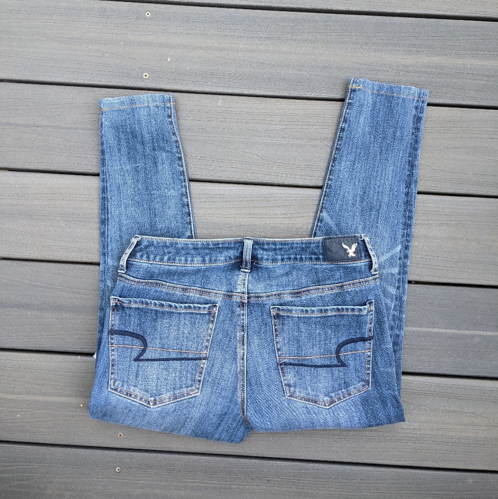 🎉 HOST PICK🎉 American Eagle X4 Vintage Wash Low-Rise Jeggings - Picture 4 of 5